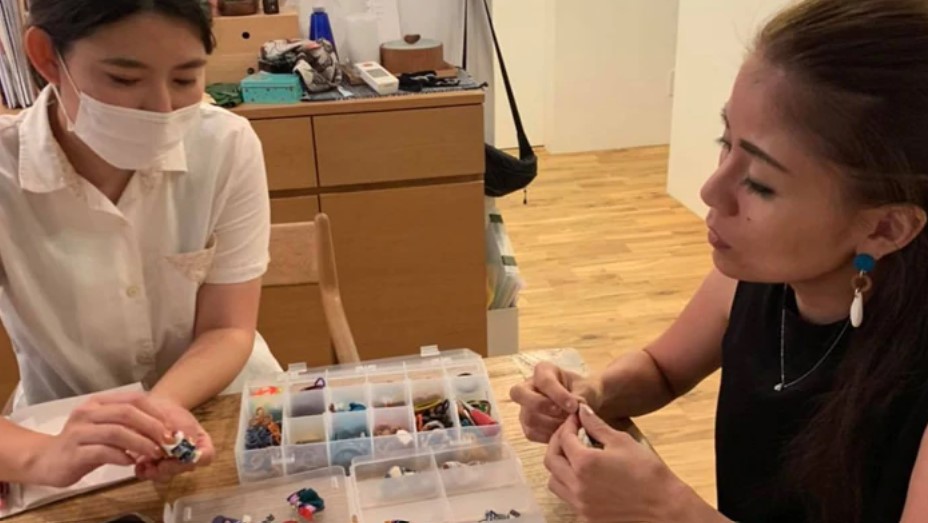 【ピアス&イヤリング】ボリュームフリンジ グリーン ポリマークレイピアスの詳細画像 【ピアス&イヤリング】ボリュームフリンジ グリーン ポリマークレイピアスの詳細画像