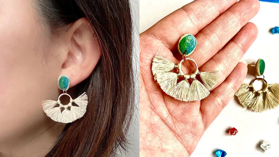 【ピアス&イヤリング】ボリュームフリンジ グリーン ポリマークレイピアスの詳細画像 【ピアス&イヤリング】ボリュームフリンジ グリーン ポリマークレイピアスの詳細画像