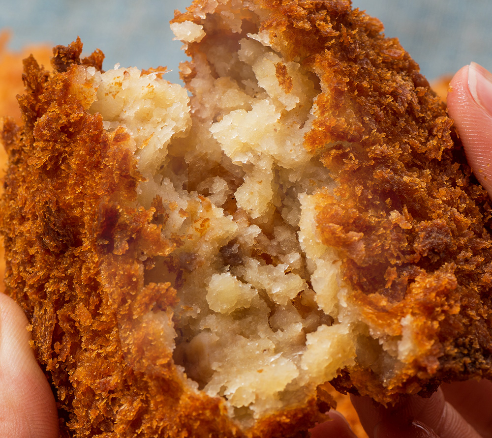 【送料込】石垣牛KINJOBEEFコロッケ 30個入りの詳細画像 【送料込】石垣牛KINJOBEEFコロッケ 30個入りの詳細画像