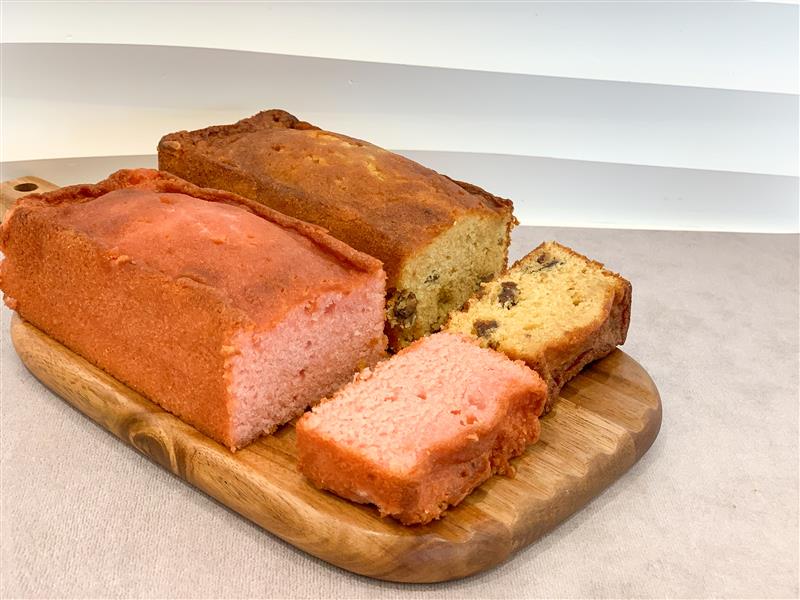 沖縄ハーバービューホテル　パウンドケーキセット(黒糖・いちご)