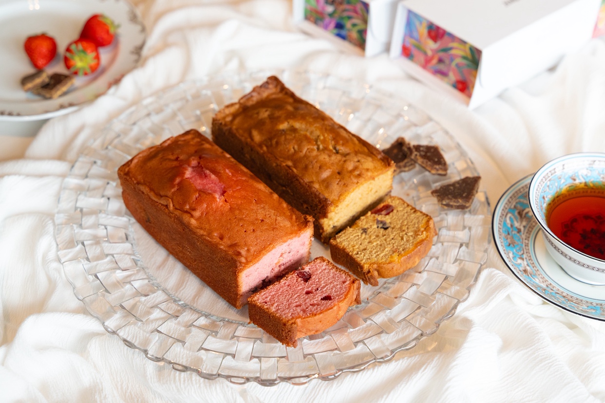 沖縄ハーバービューホテル　パウンドケーキ (黒糖orいちご)