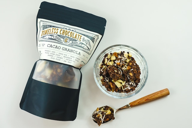 カカオグラノーラ |タイムレスチョコレート